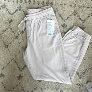 Athleta farallon jogger